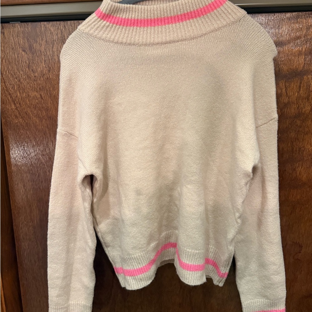 Sweater - Picture 2 of 4